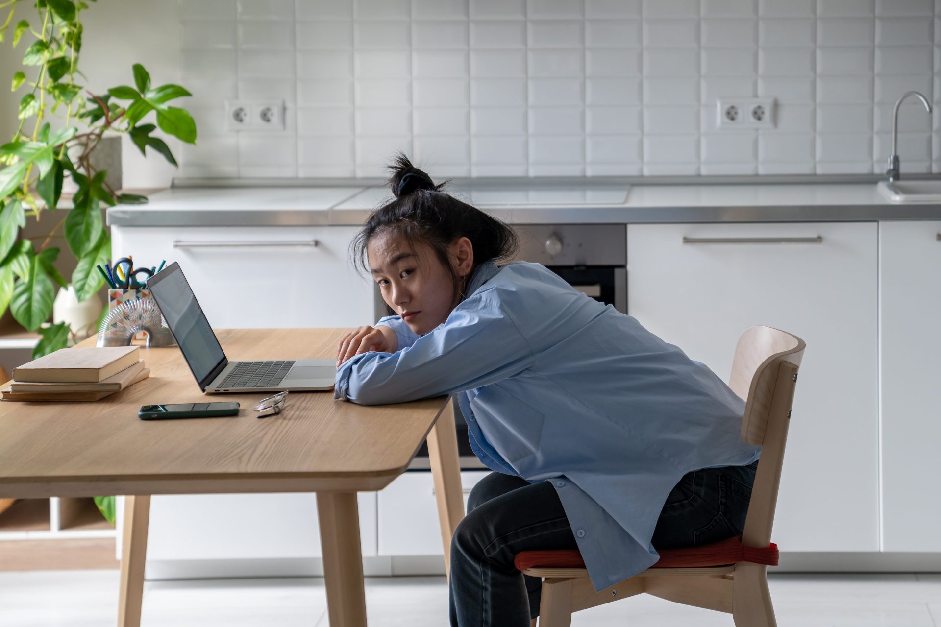 10 Ways To Overcome Isolation and Stay Social as a Remote Worker - whatworksnext