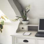 10 Minimalist Home Office Setup Ideas for Small Spaces