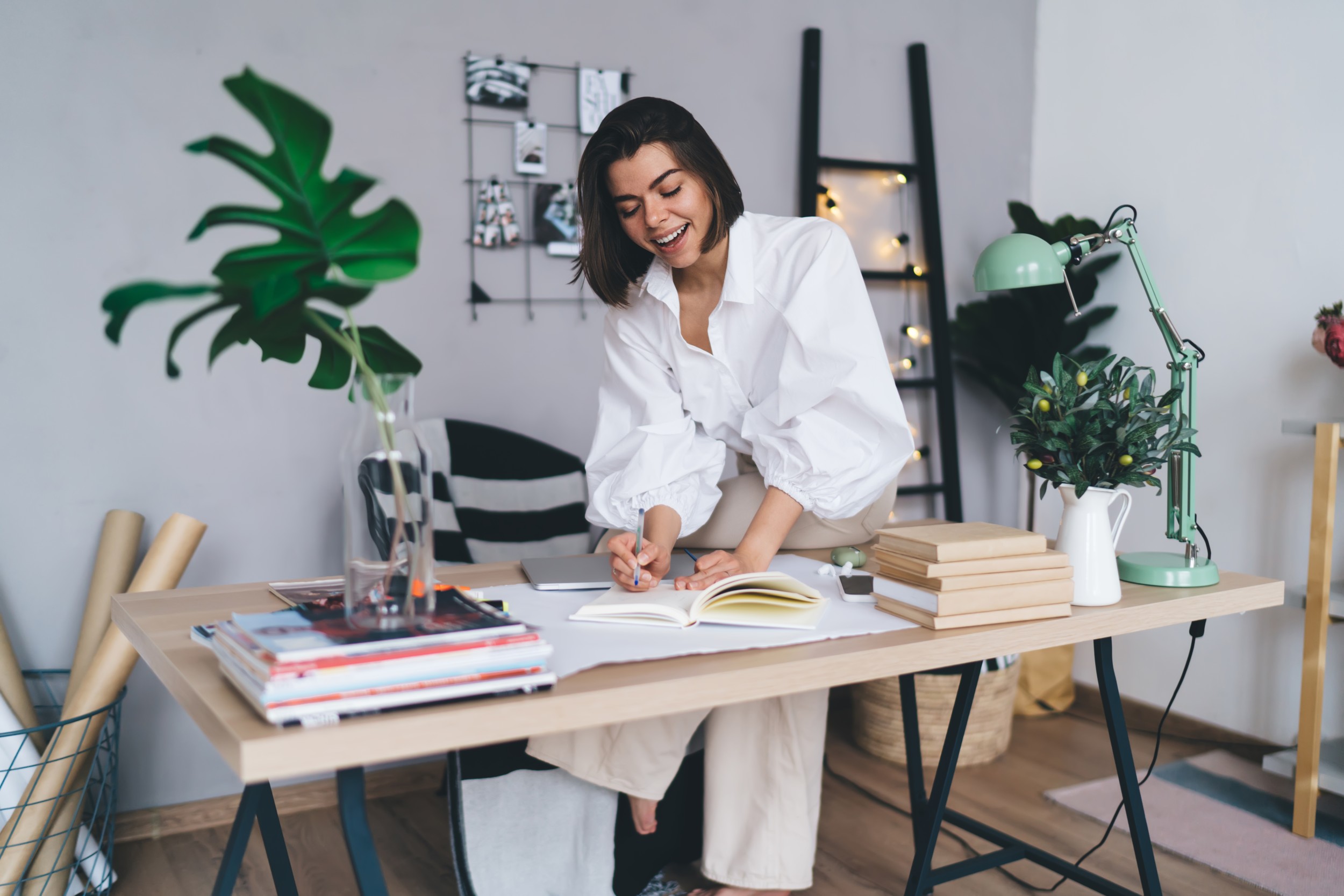 How to Work from Home with the Perfect Work Table & Office Setup