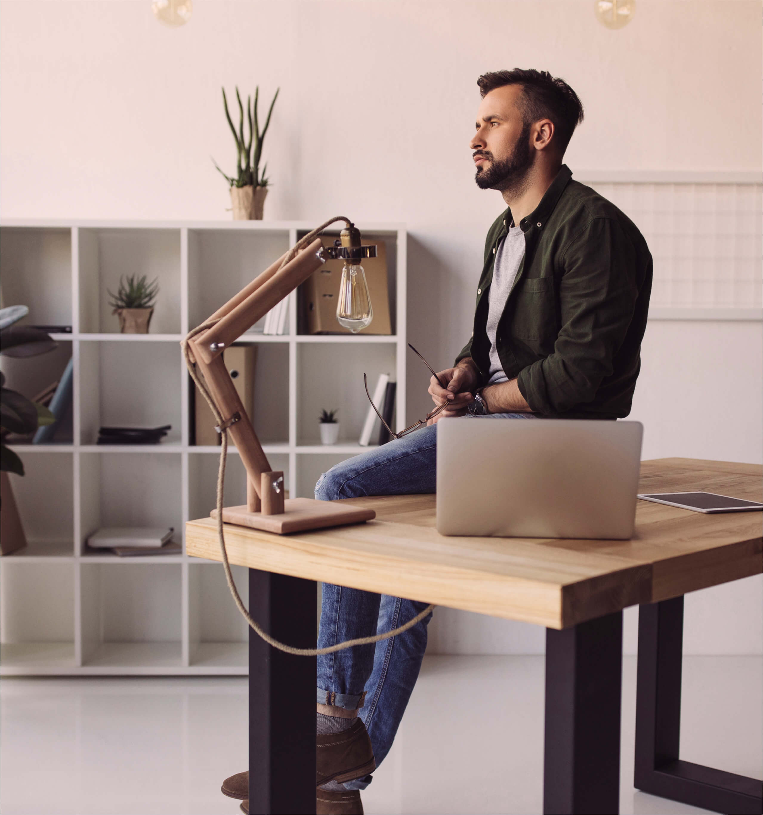 Leaders Managers & Entrepreneurs