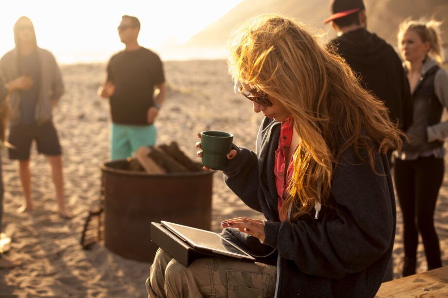 7 Ways that Real Digital Nomads Make Money in 2026