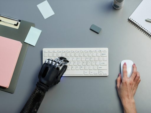 10 Ways AI Can Improve Employee Experience in the Modern Workplace